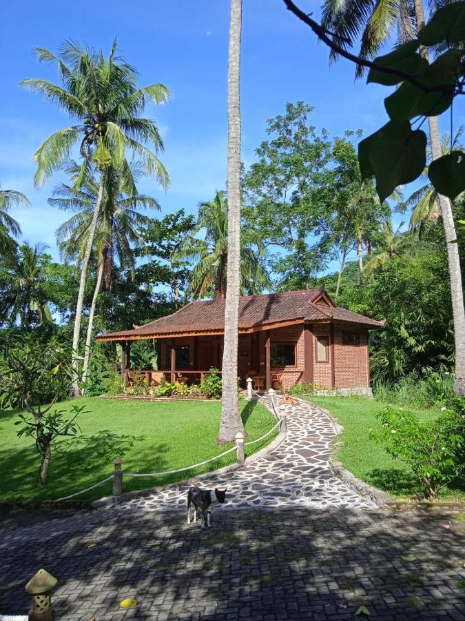 The Country House Senggigi Exterior photo