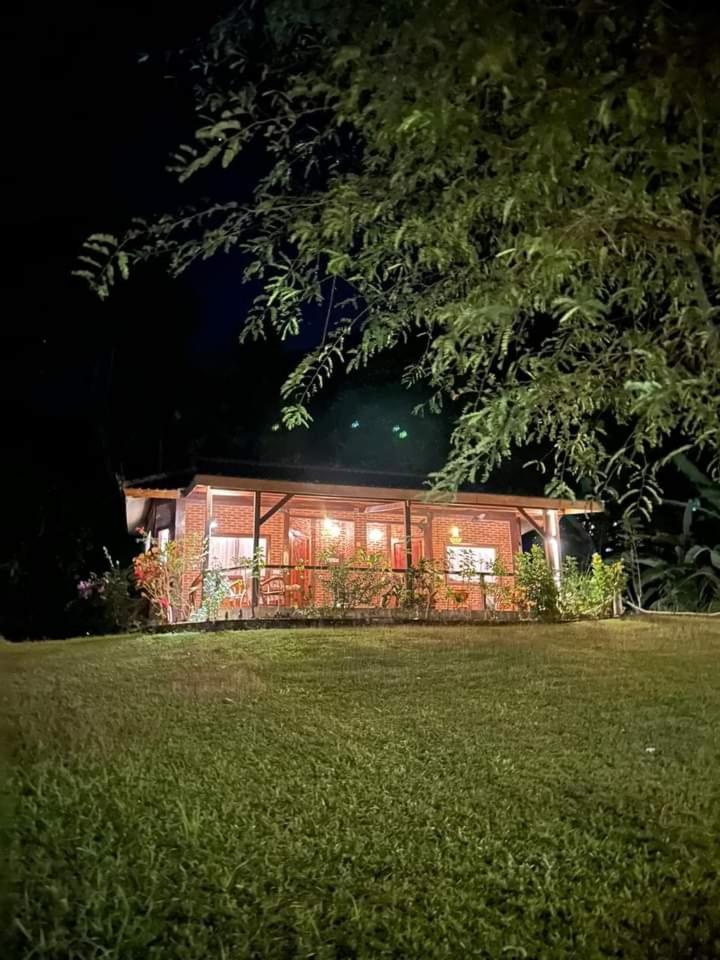 The Country House Senggigi Exterior photo