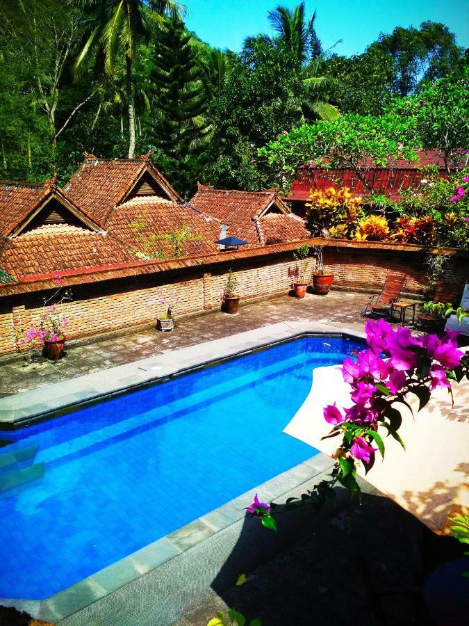 The Country House Senggigi Exterior photo